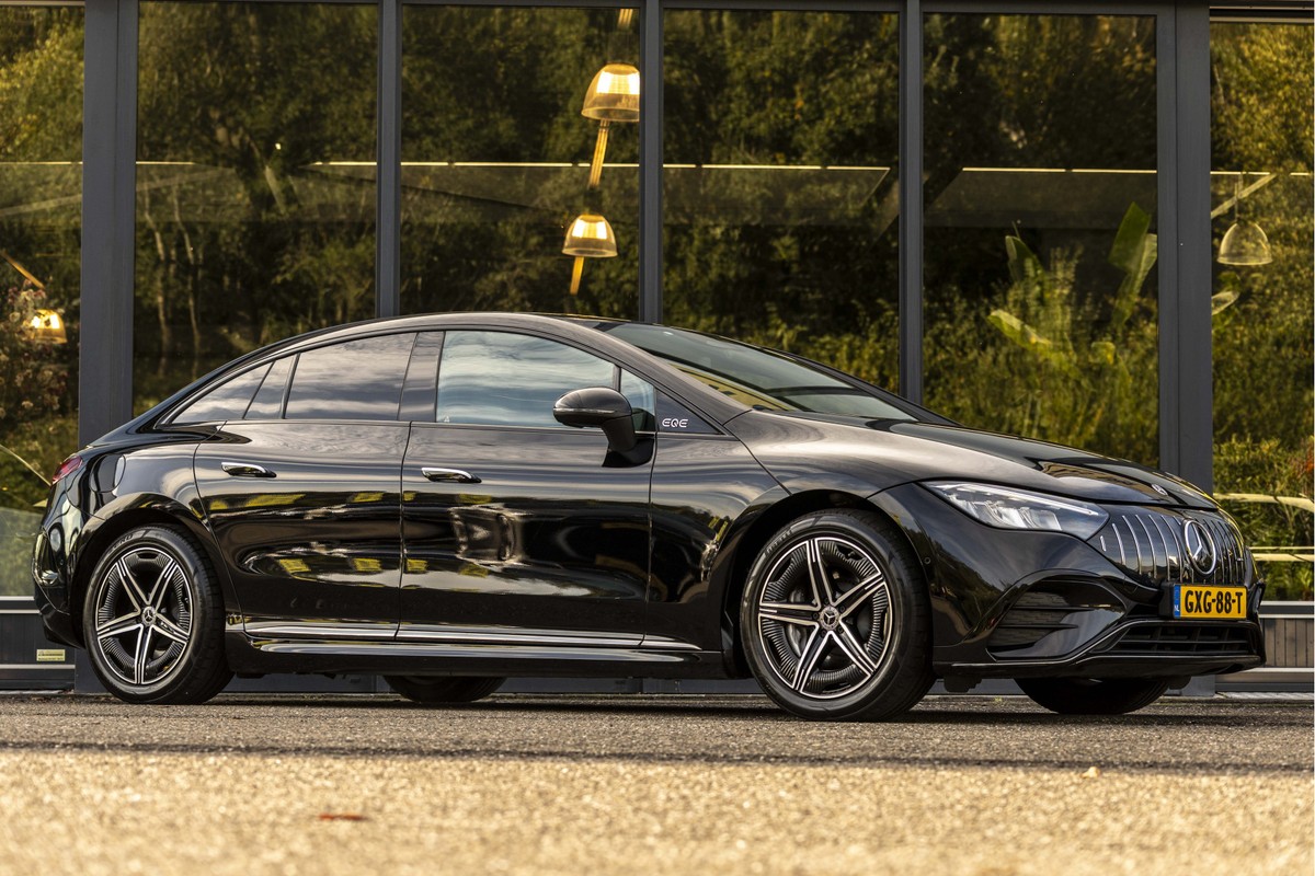 Mercedes-Benz EQE
