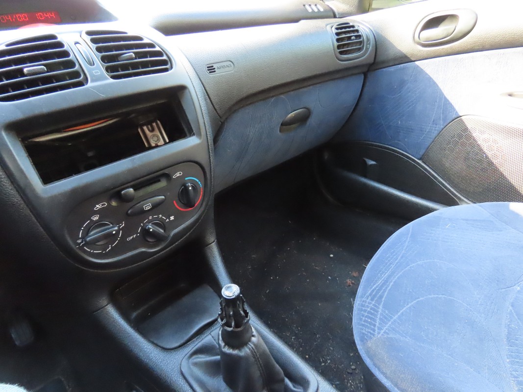 Peugeot 206