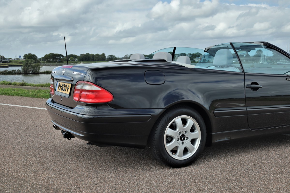 Mercedes-Benz CLK