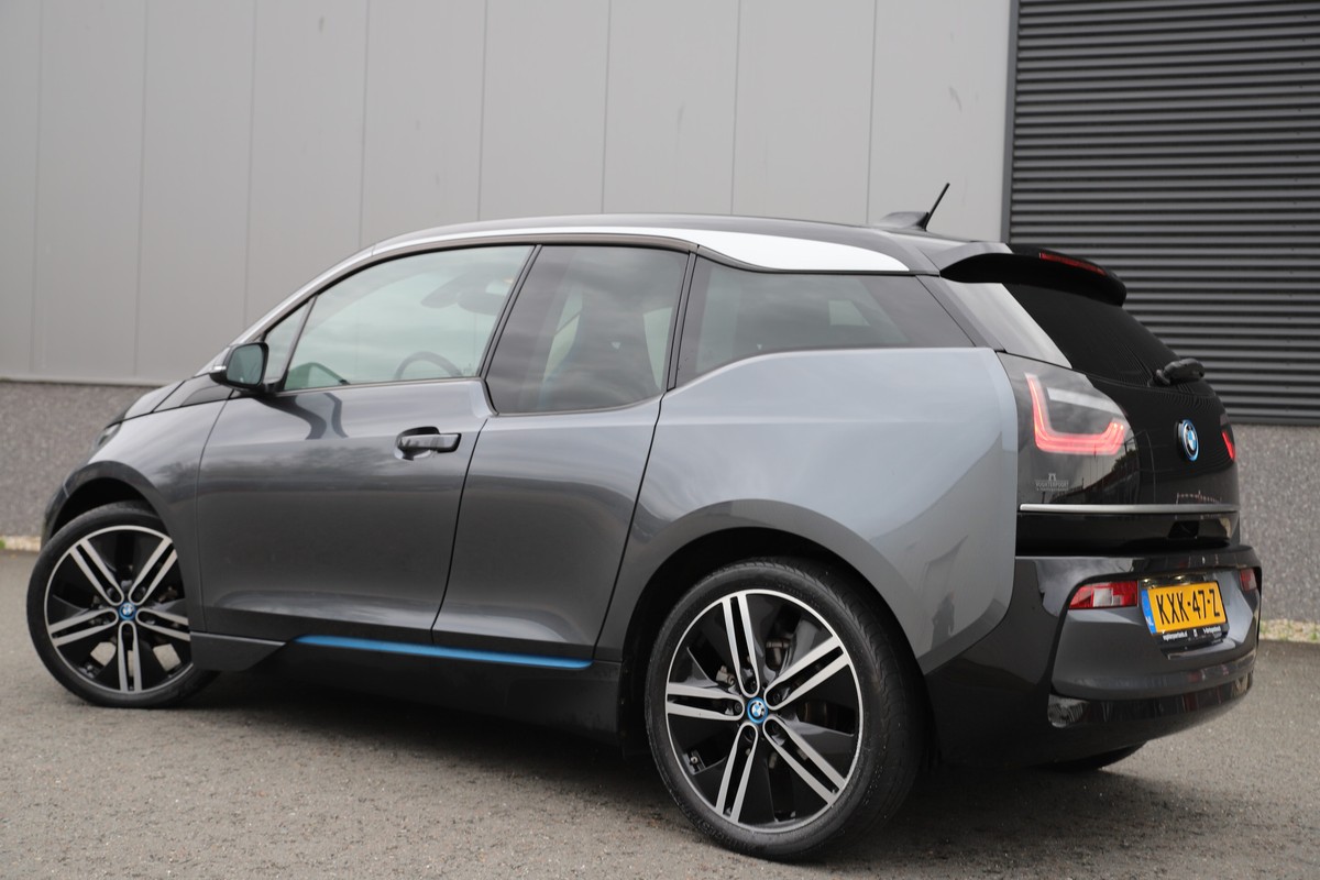 BMW i3