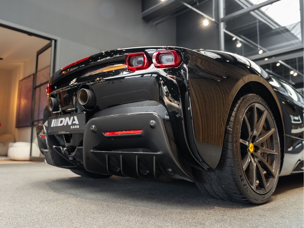 Ferrari SF90 Stradale