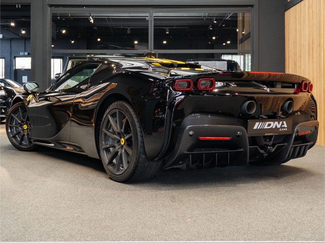 Ferrari SF90 Stradale