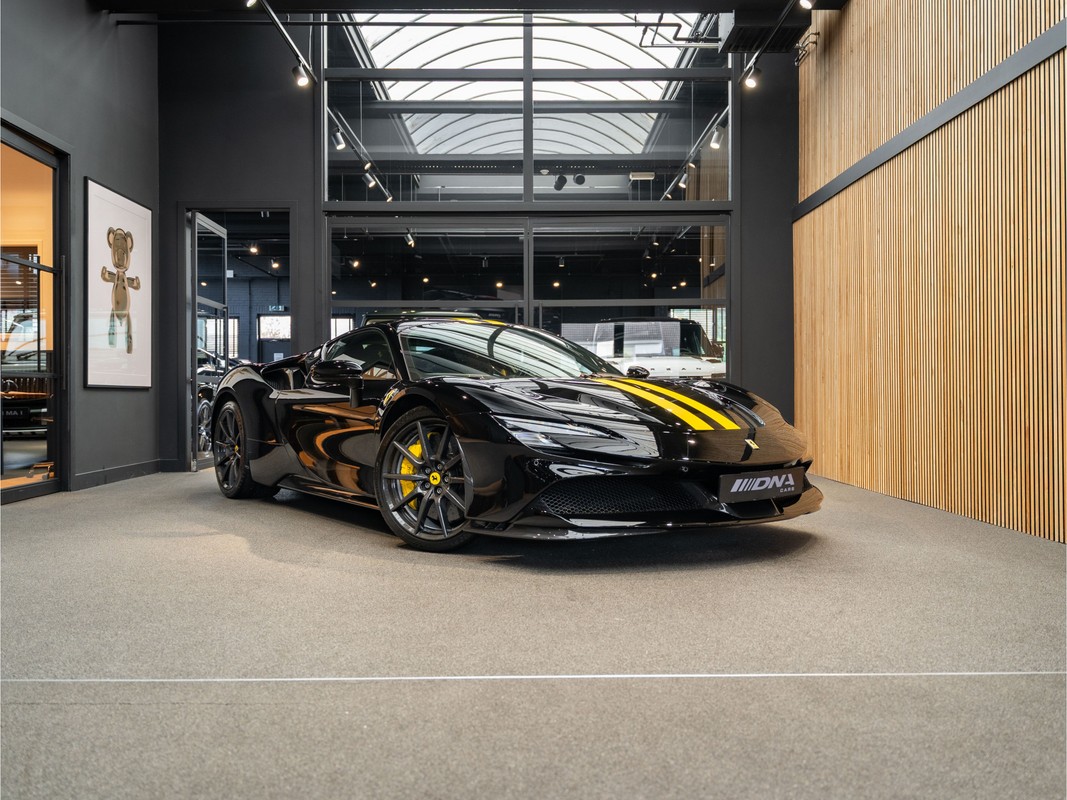 Ferrari SF90 Stradale
