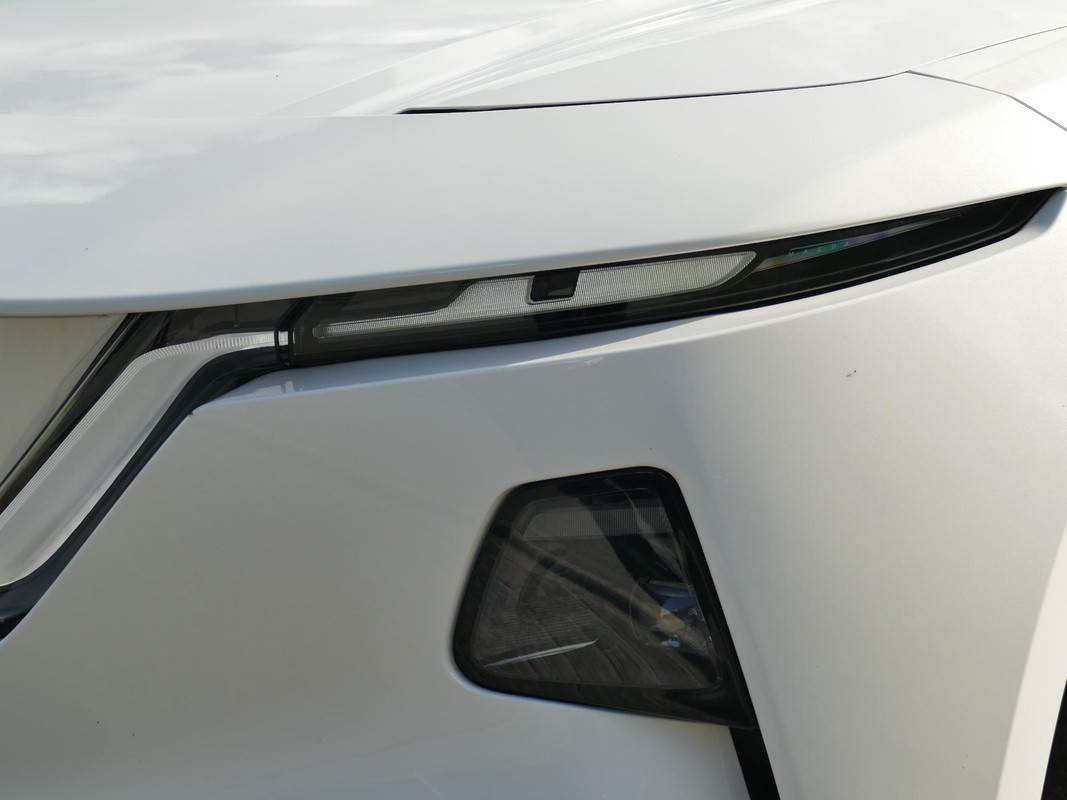 Mazda CX-6e