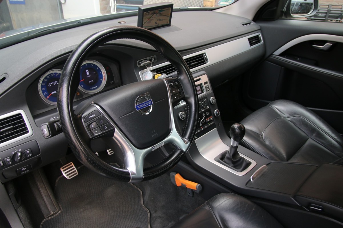 Volvo V70