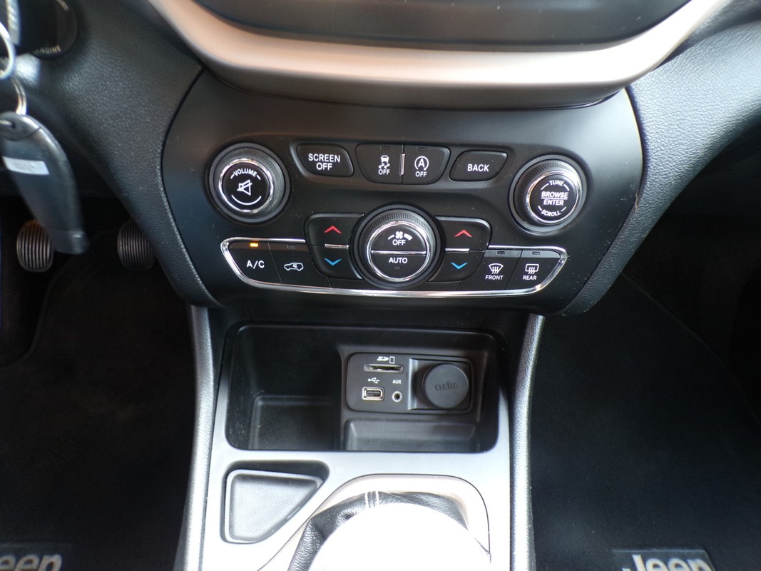 Jeep Cherokee