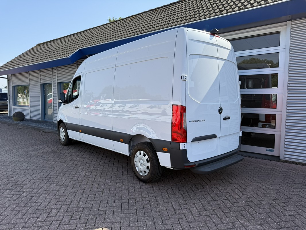 Mercedes-Benz eSprinter