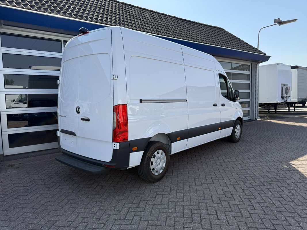 Mercedes-Benz eSprinter