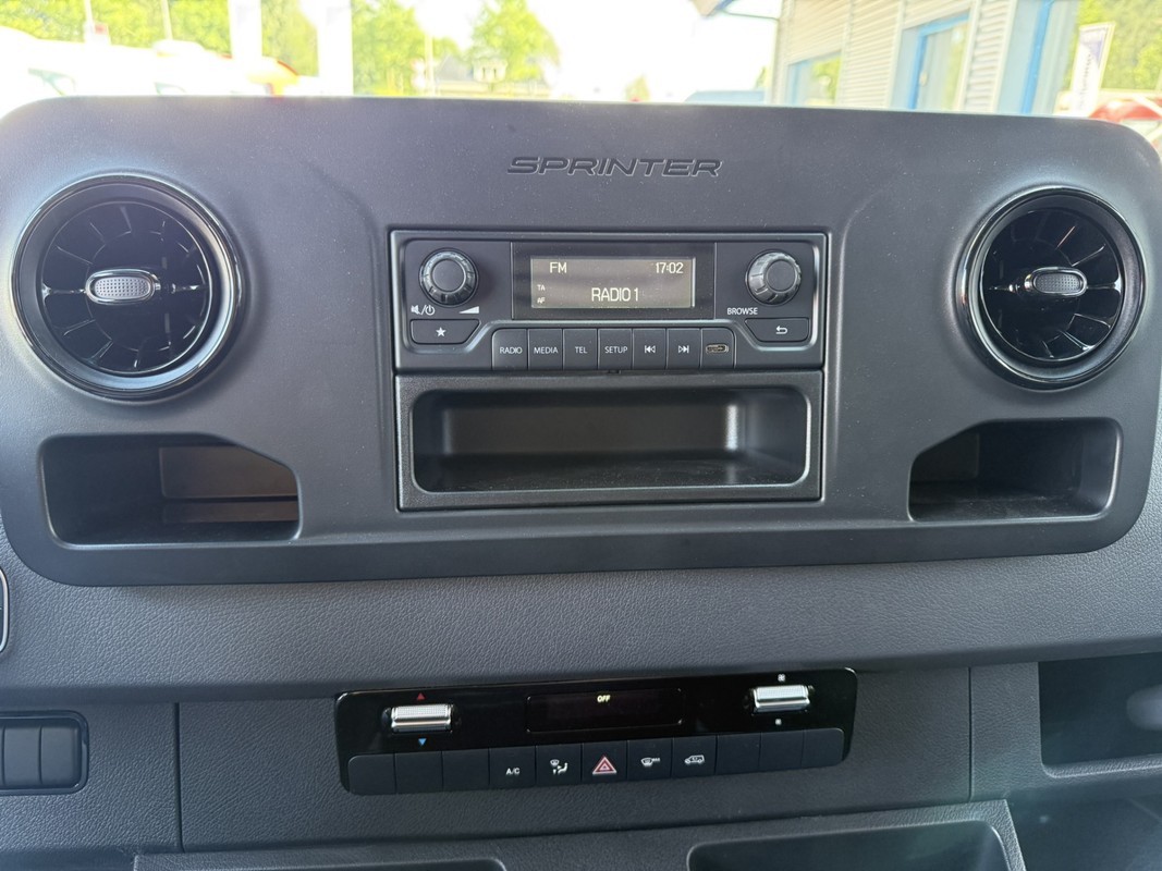 Mercedes-Benz eSprinter