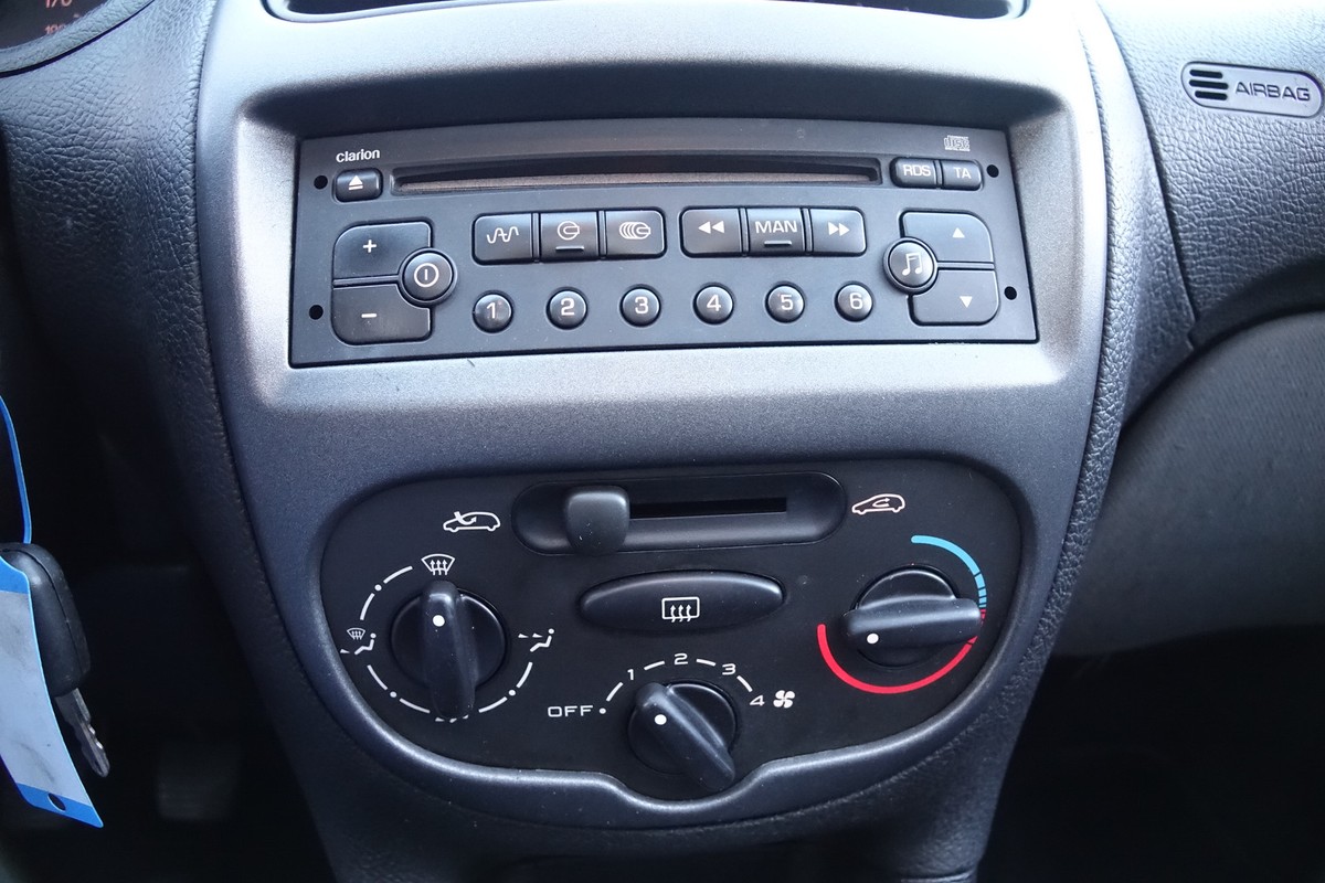 Peugeot 206