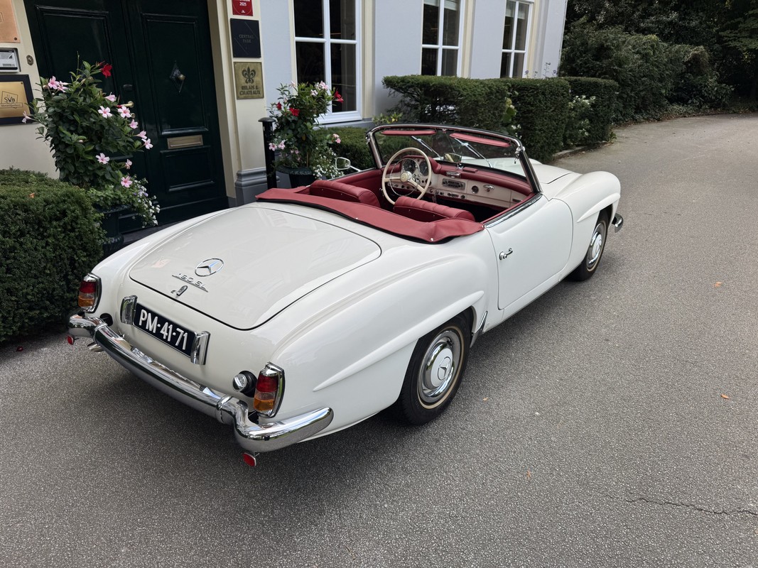Mercedes-Benz 190