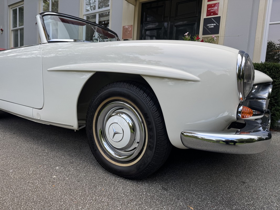 Mercedes-Benz 190