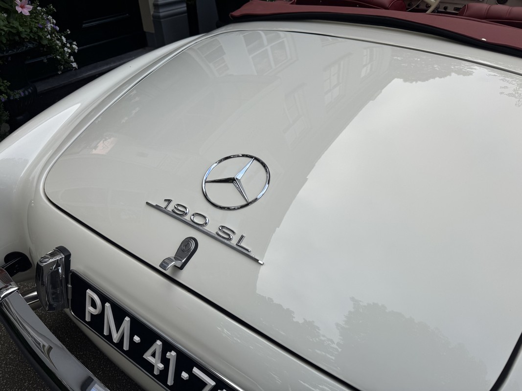 Mercedes-Benz 190