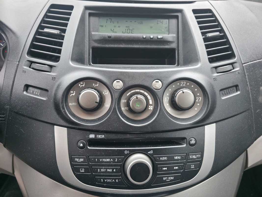 Mitsubishi Grandis