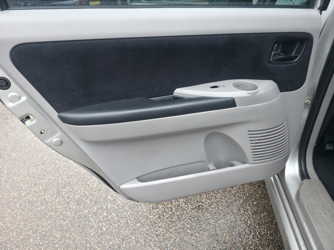 Mitsubishi Grandis