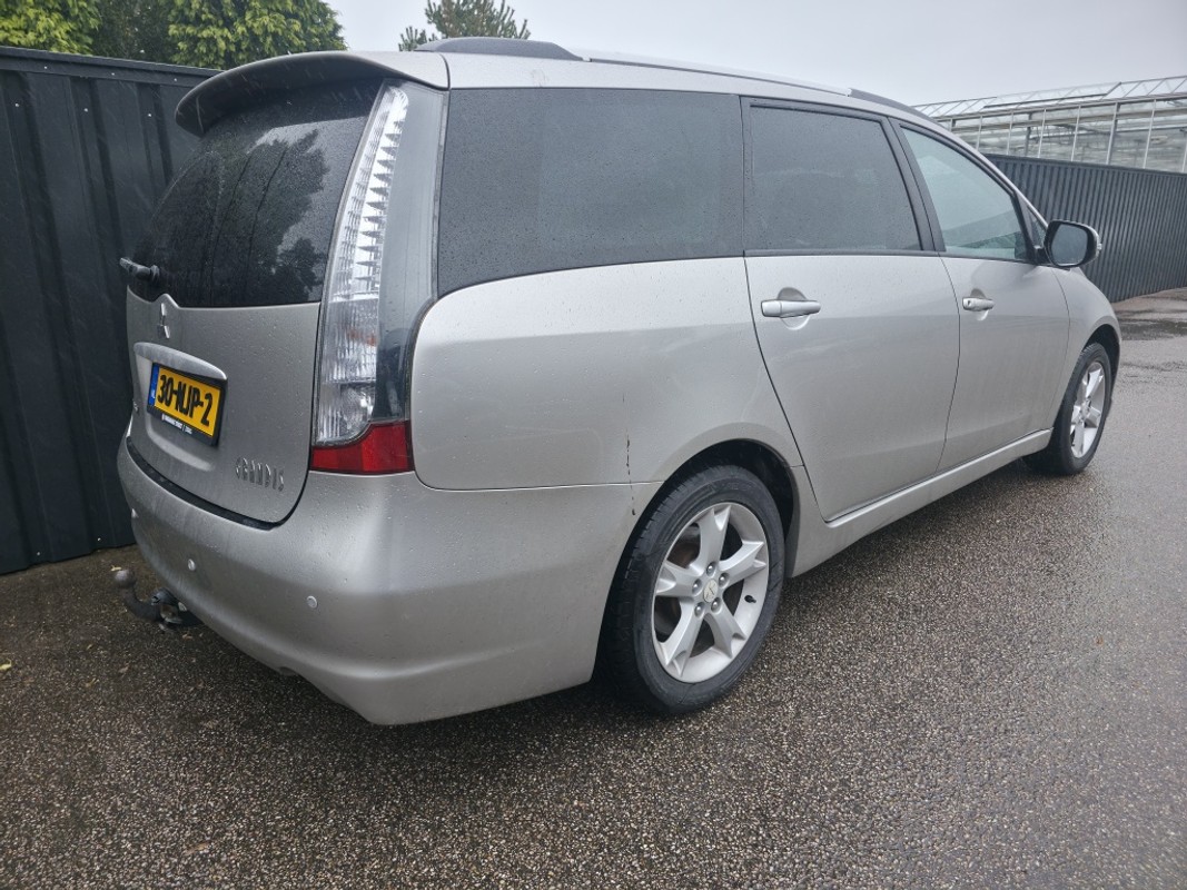 Mitsubishi Grandis