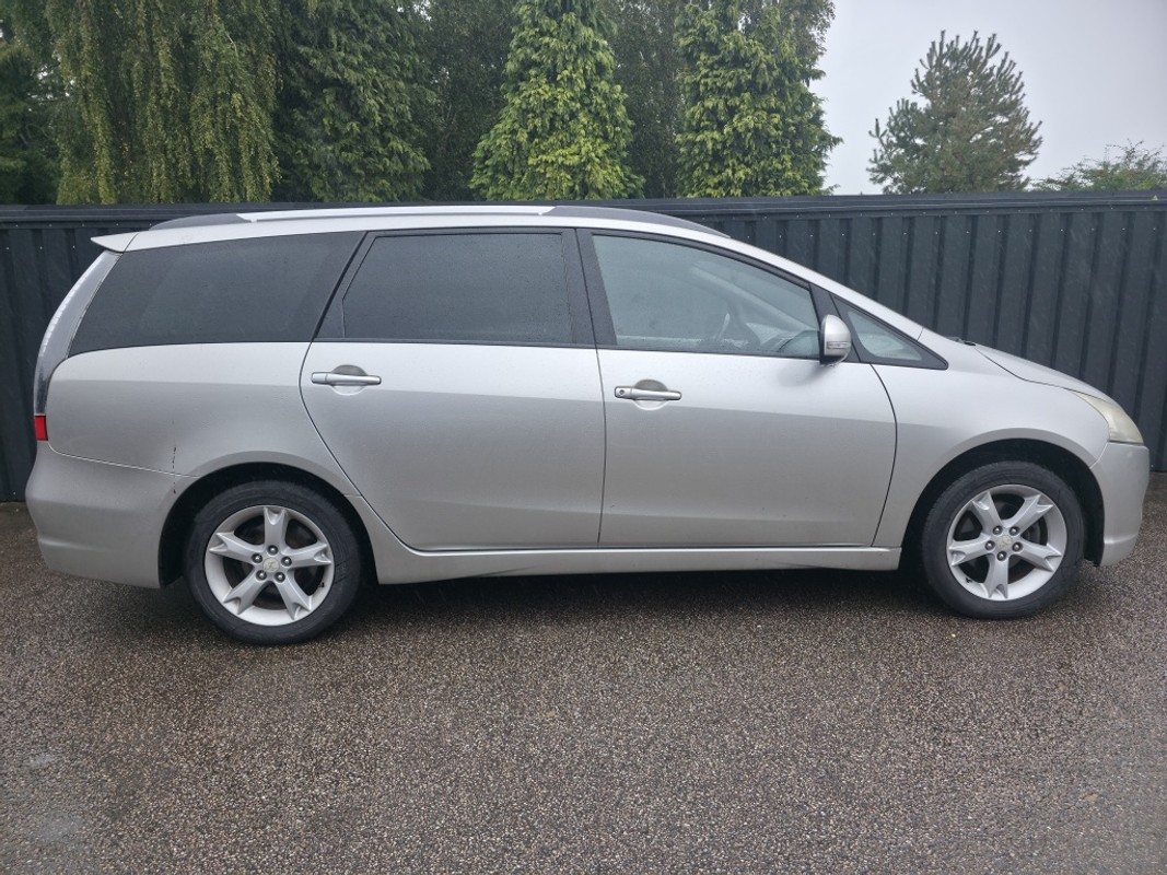 Mitsubishi Grandis