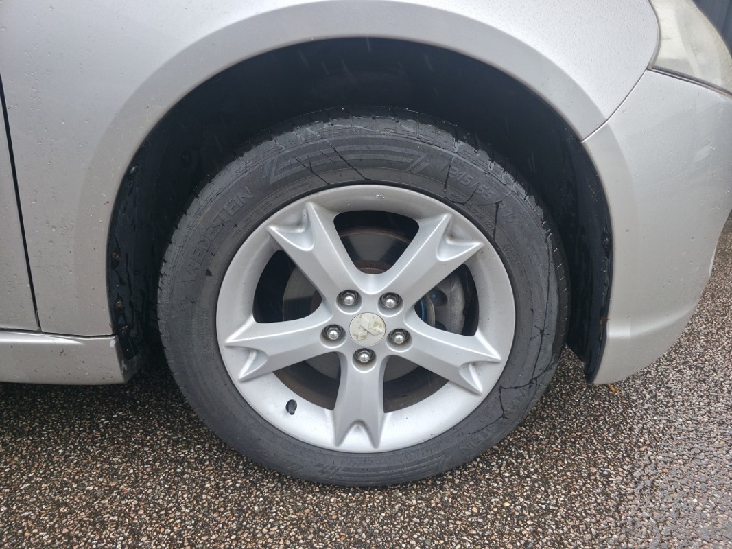 Mitsubishi Grandis
