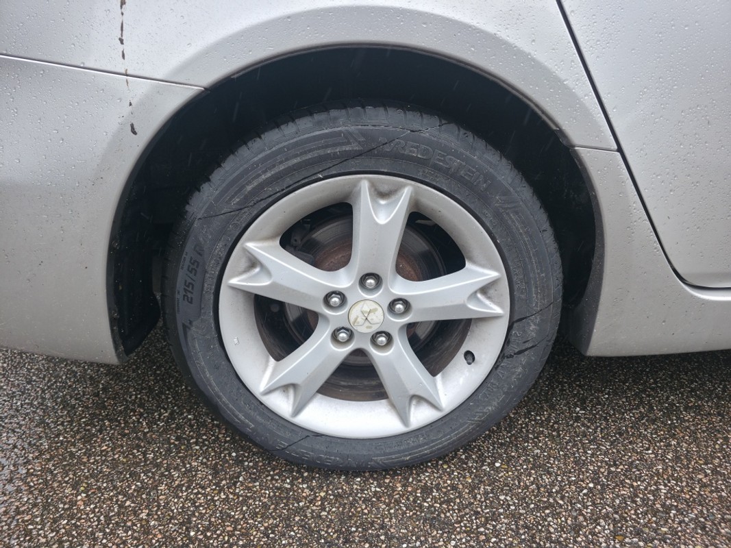 Mitsubishi Grandis