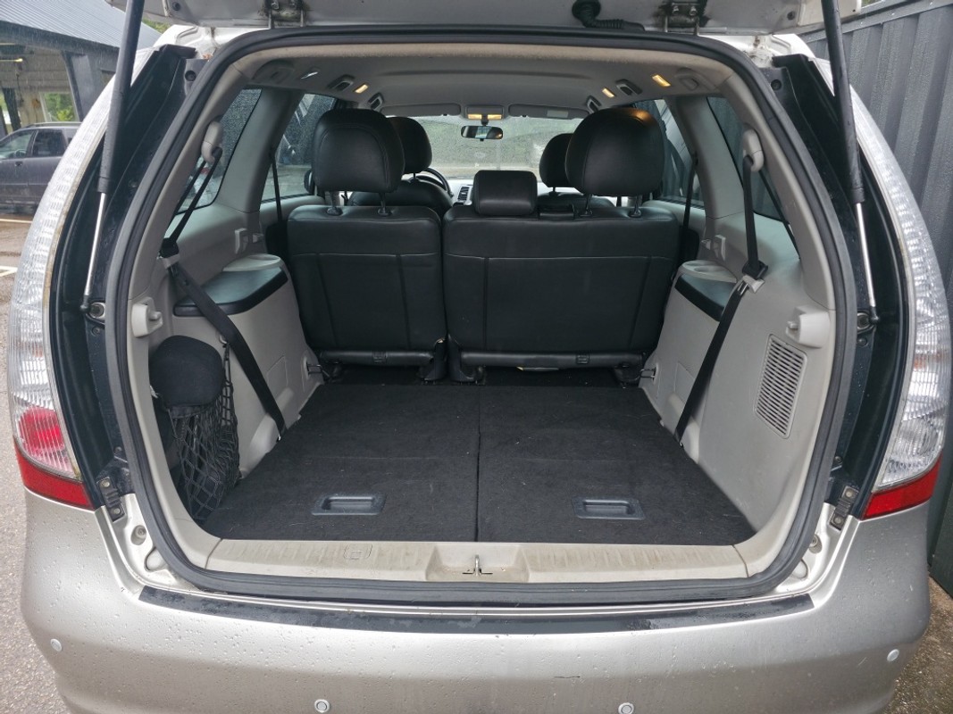 Mitsubishi Grandis
