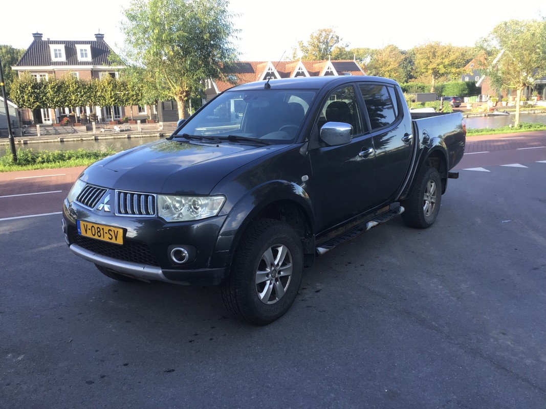 Mitsubishi L200