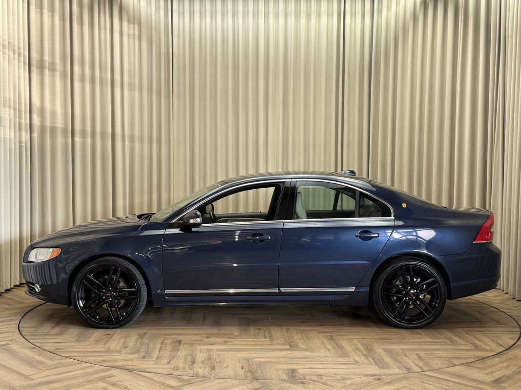 Volvo S80
