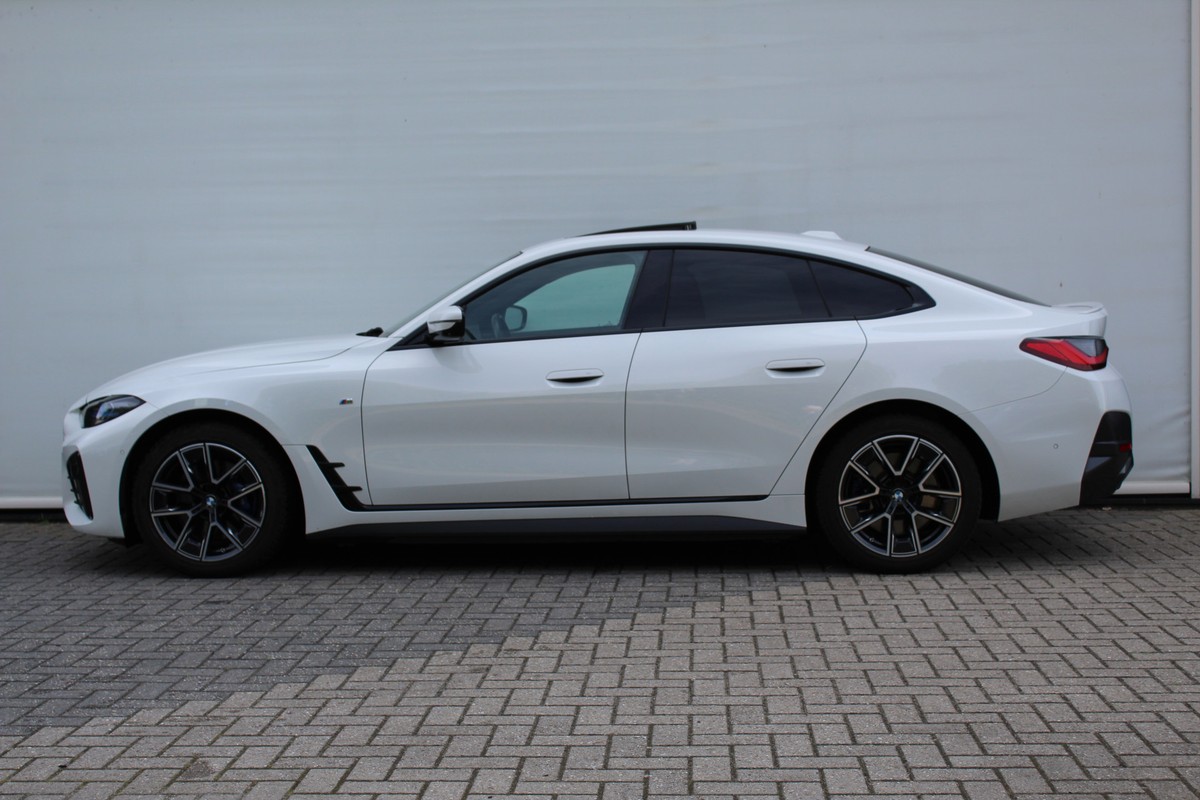BMW i4