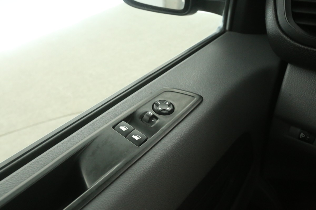 Peugeot e-Expert