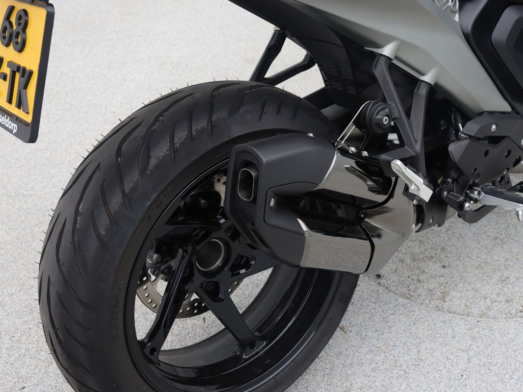 BMW R 1300 R