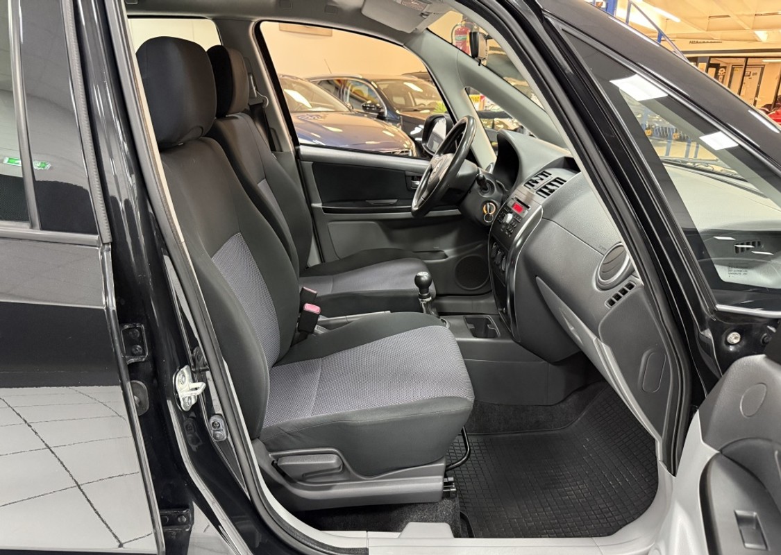 Suzuki SX4