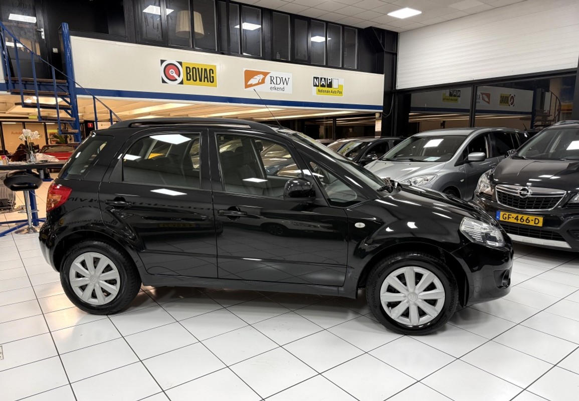 Suzuki SX4