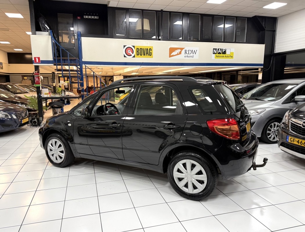 Suzuki SX4