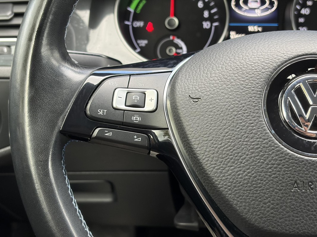 Volkswagen e-Golf