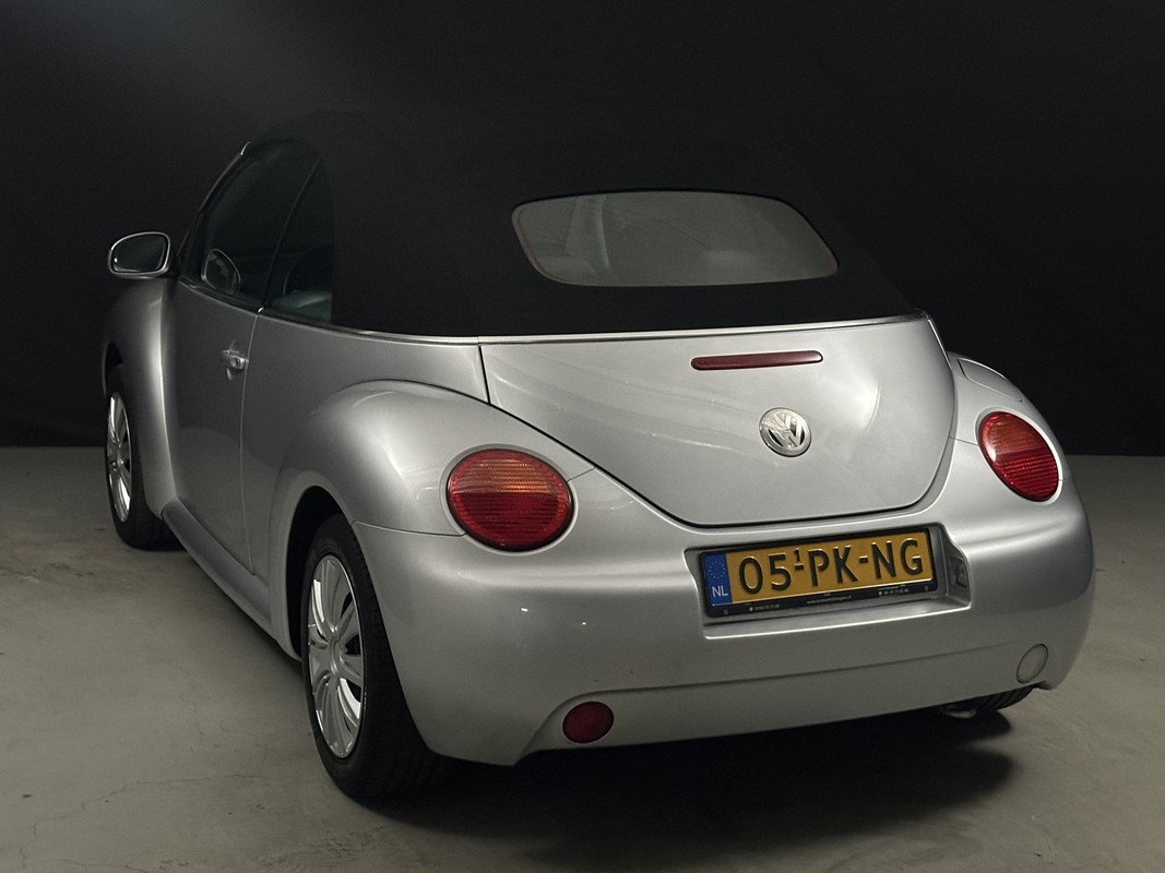 Volkswagen New Beetle