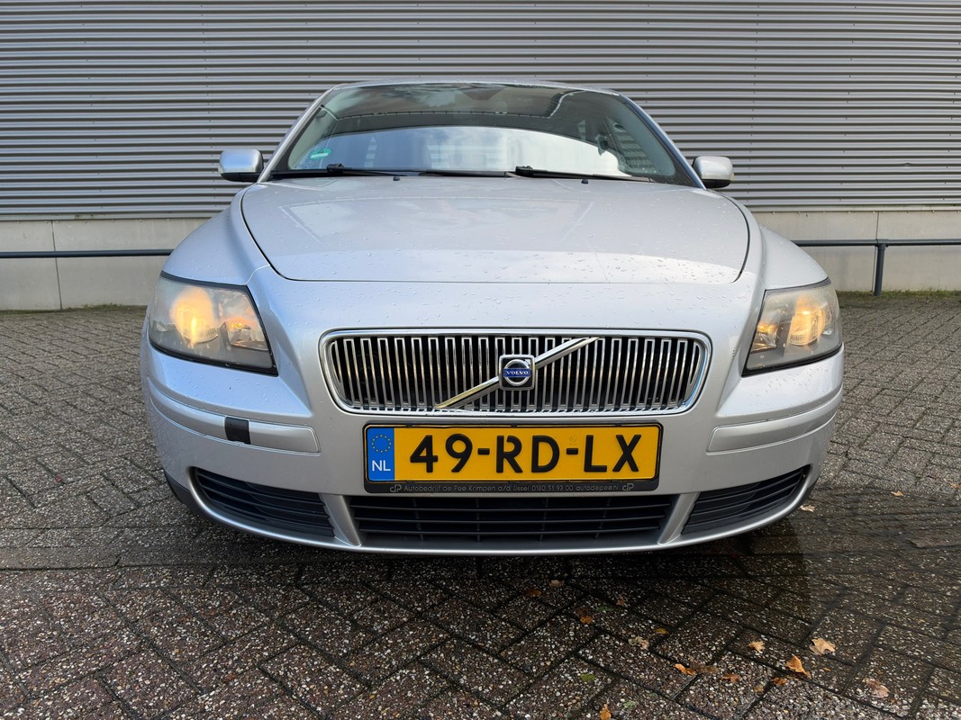 Volvo V50