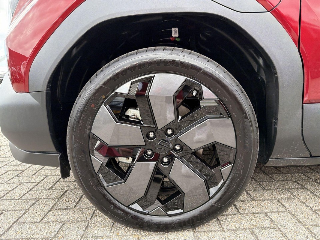 Suzuki e Vitara