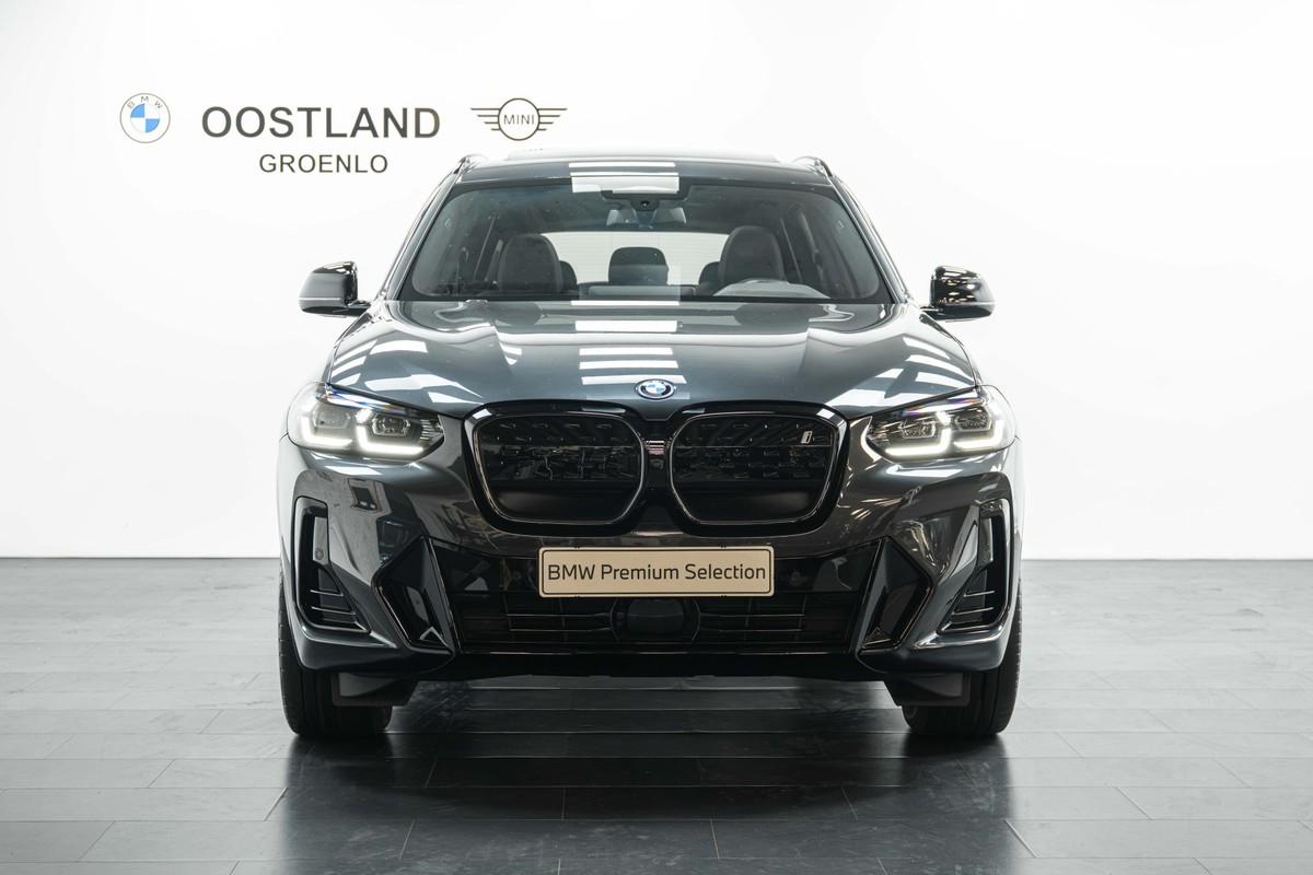 BMW iX3
