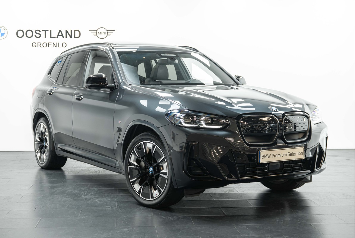 BMW iX3