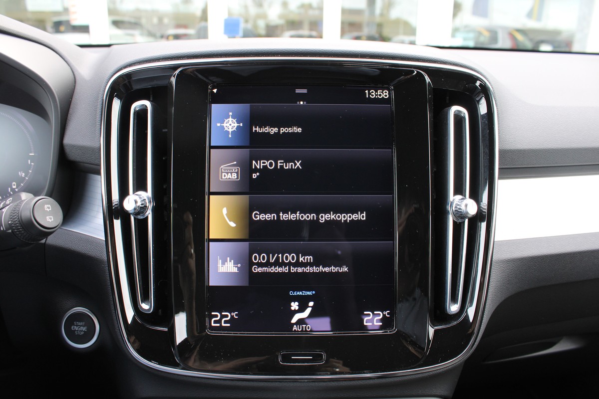 Volvo XC40