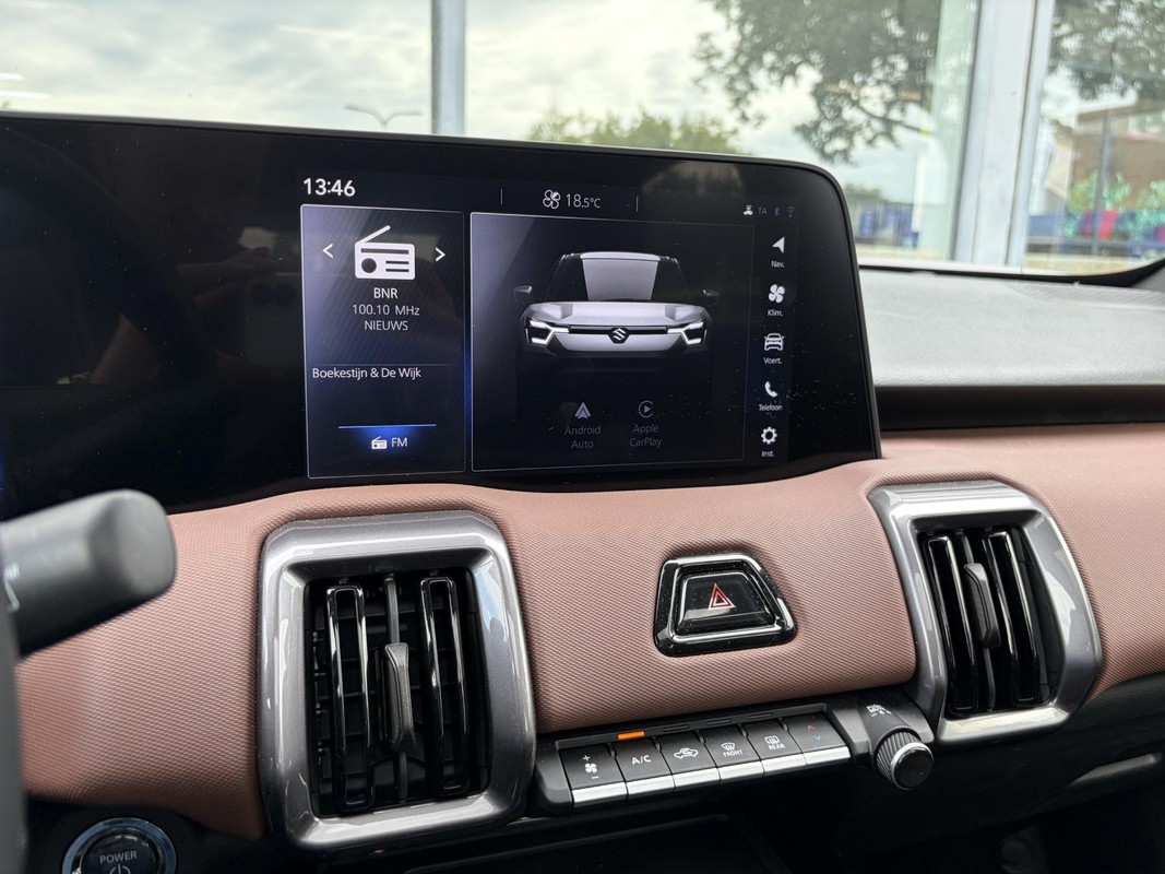 Suzuki e Vitara