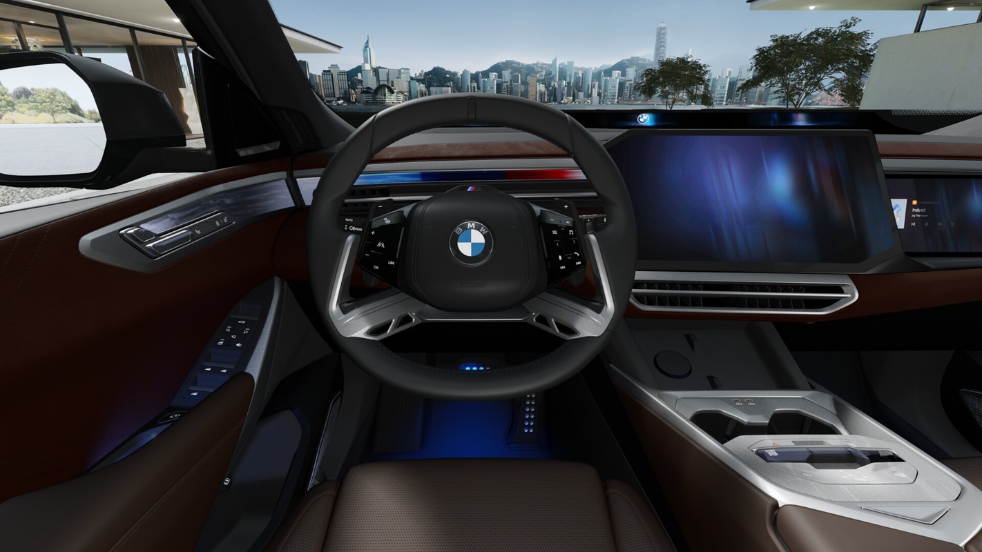 BMW iX5