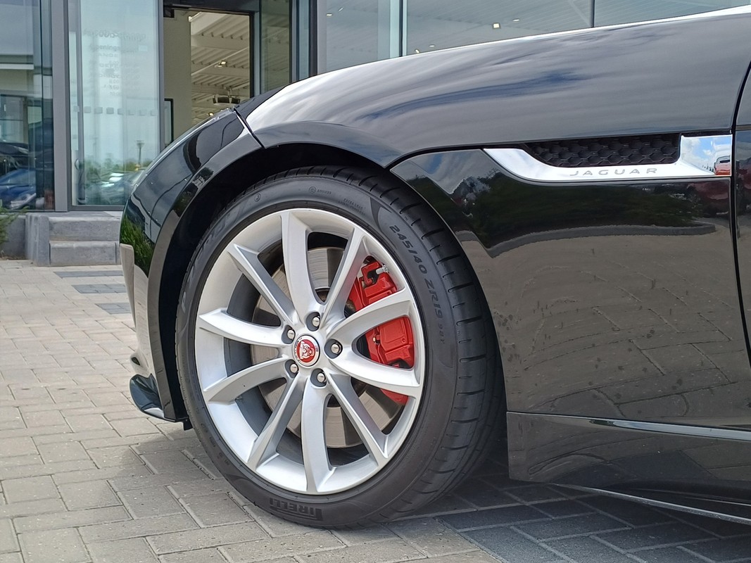 Jaguar F-TYPE
