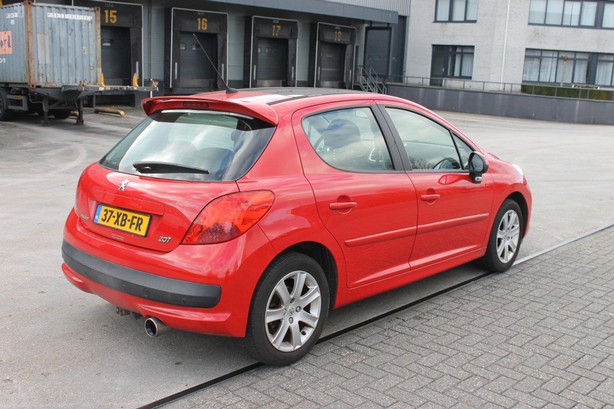 Peugeot 207