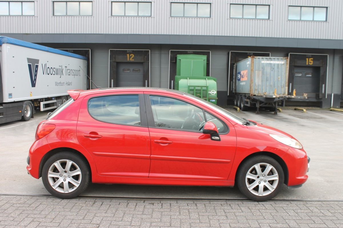 Peugeot 207