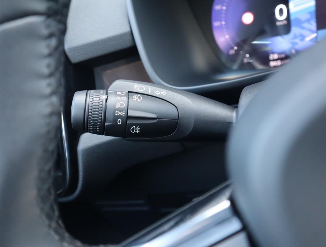 Volvo EX40