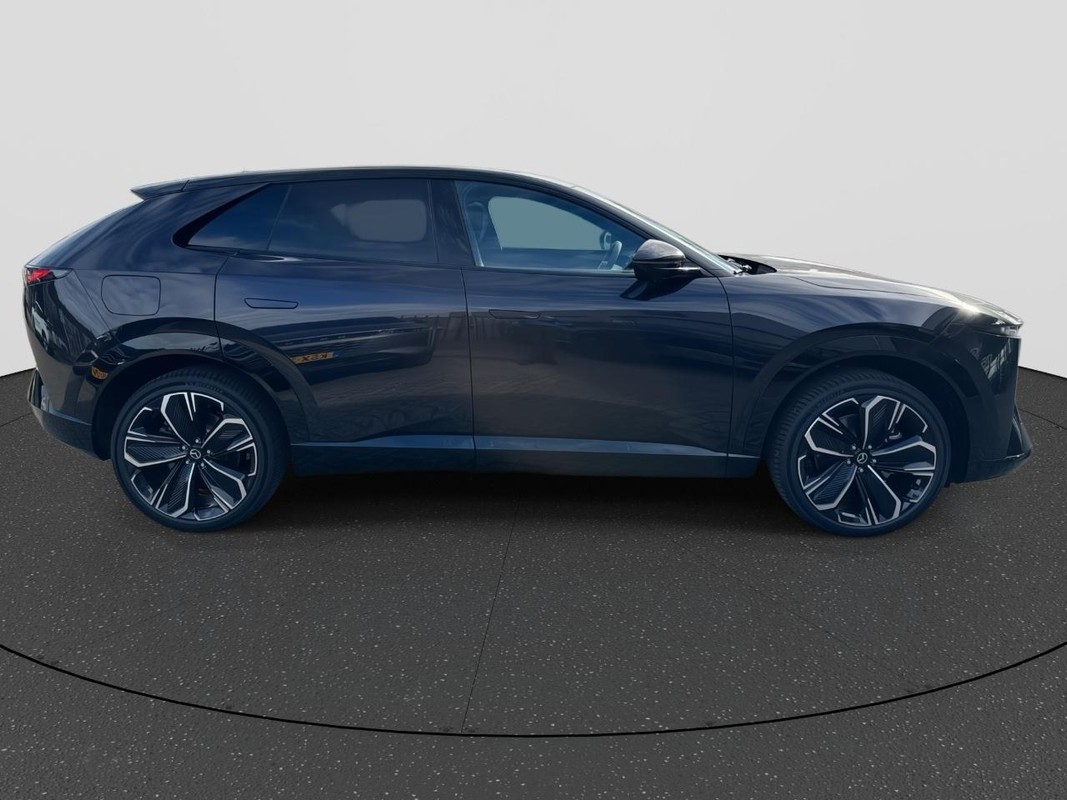 Mazda CX-6e
