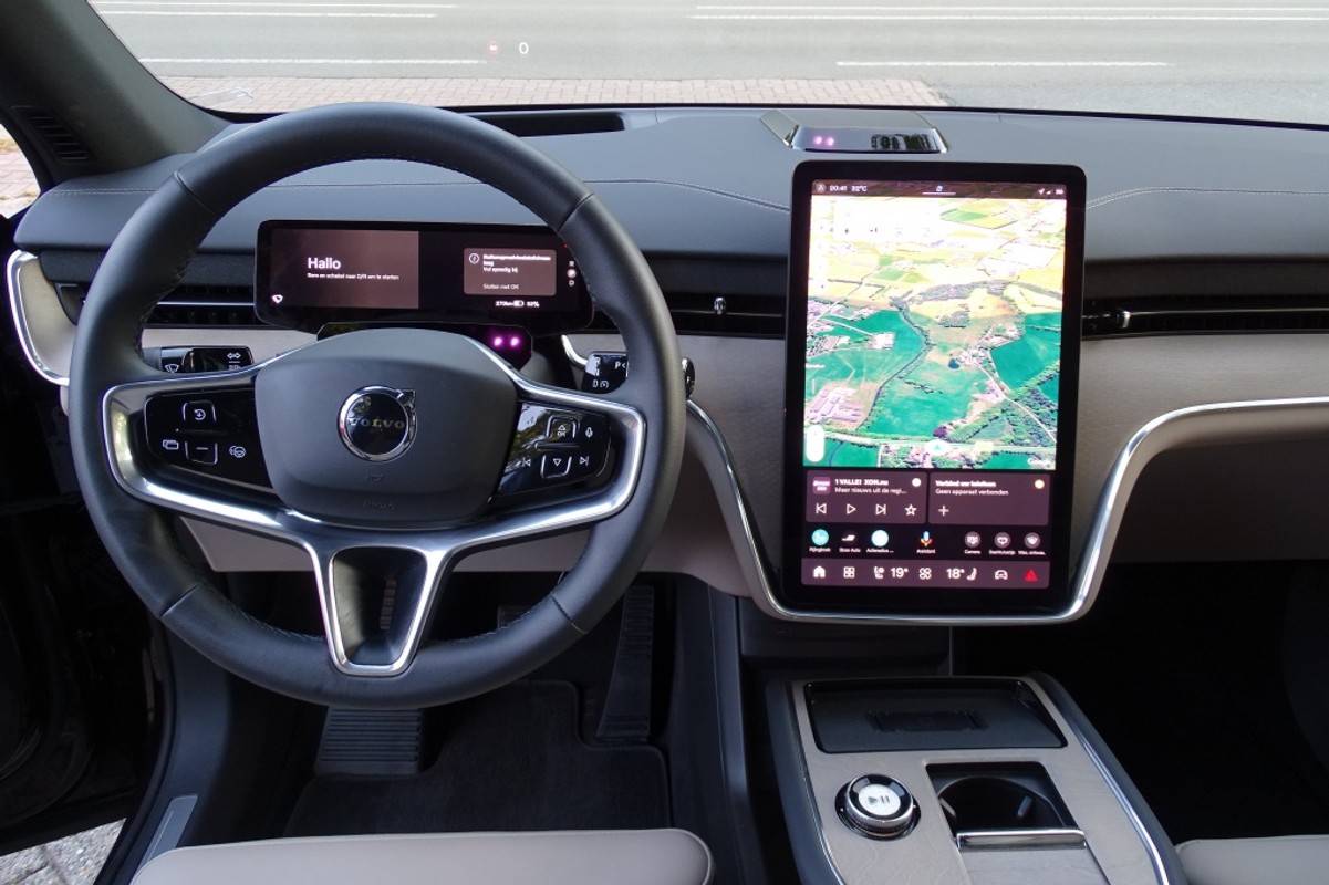 Volvo EX90