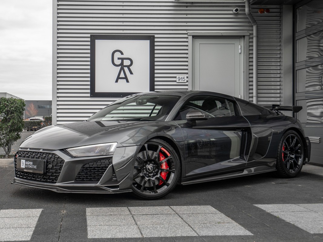 Audi R8