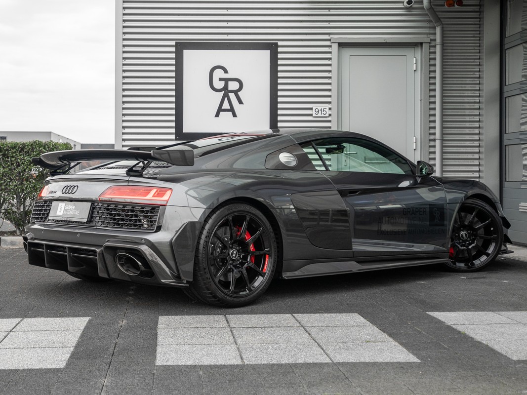 Audi R8