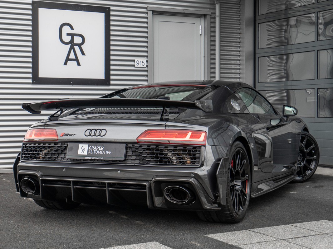 Audi R8